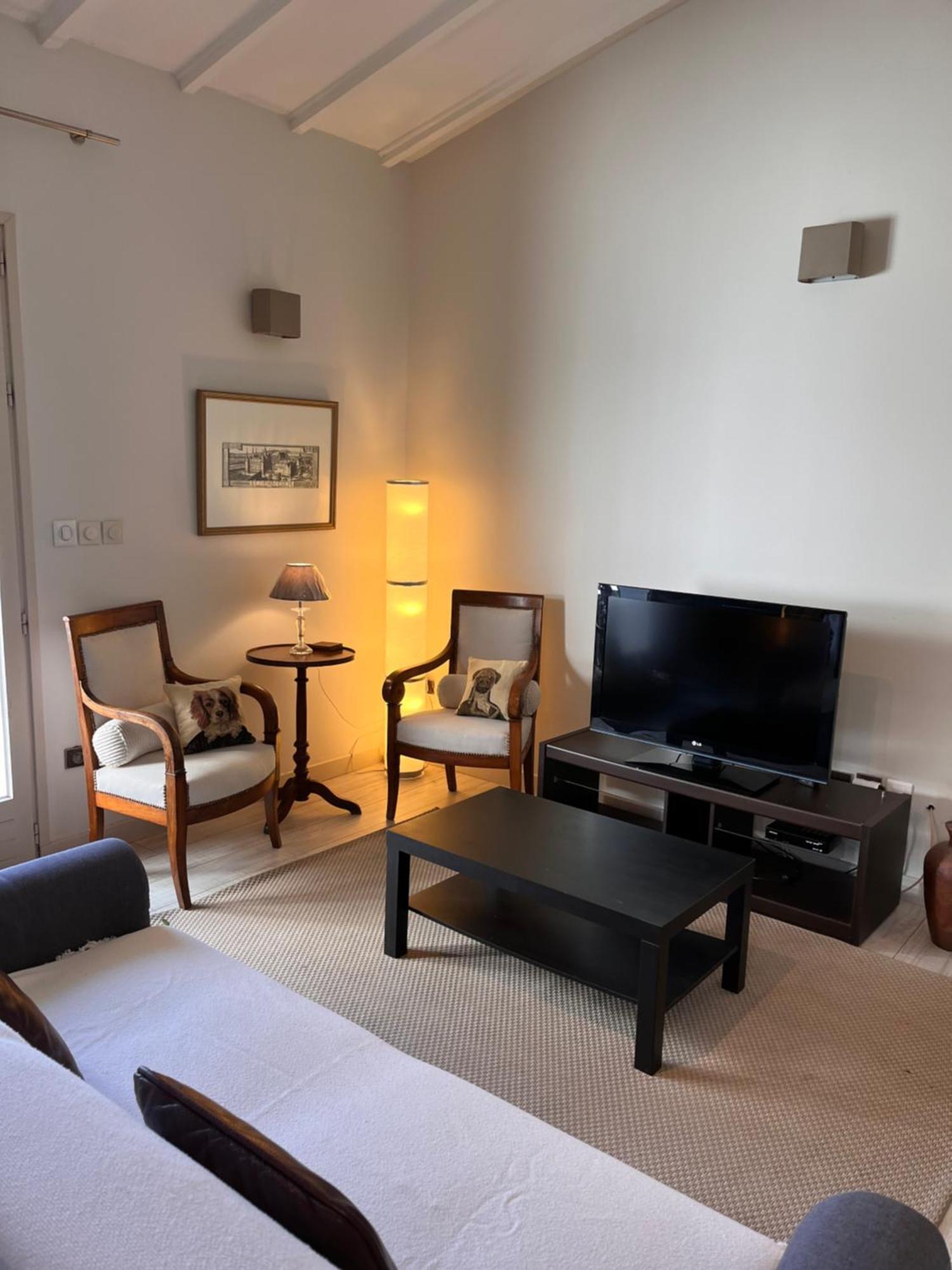 Charmant Petit Appartement Avec Sa Terrasse Privee Bayonne Eksteriør billede